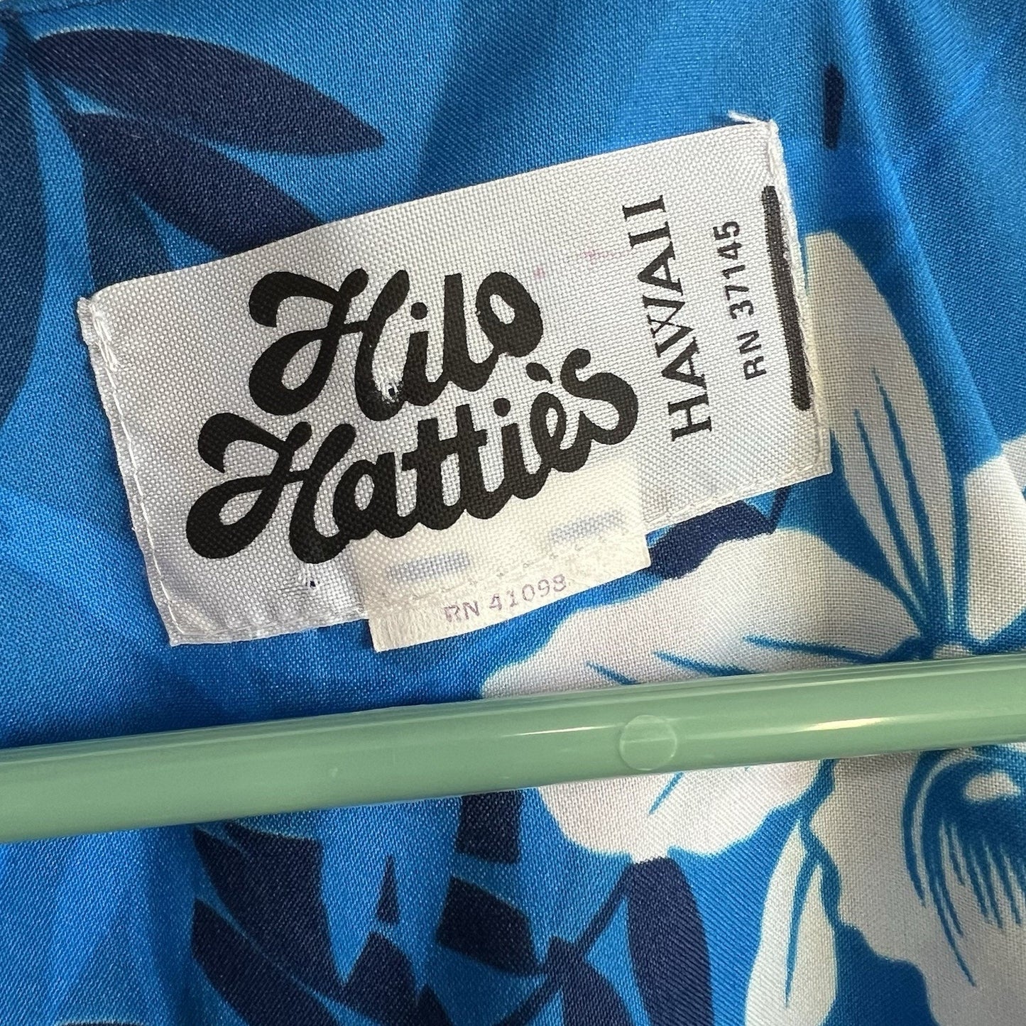 VTG Hilo Hattie’s Hawaii Floral Blue Muumuu Single Pocket One Size Long- JL396