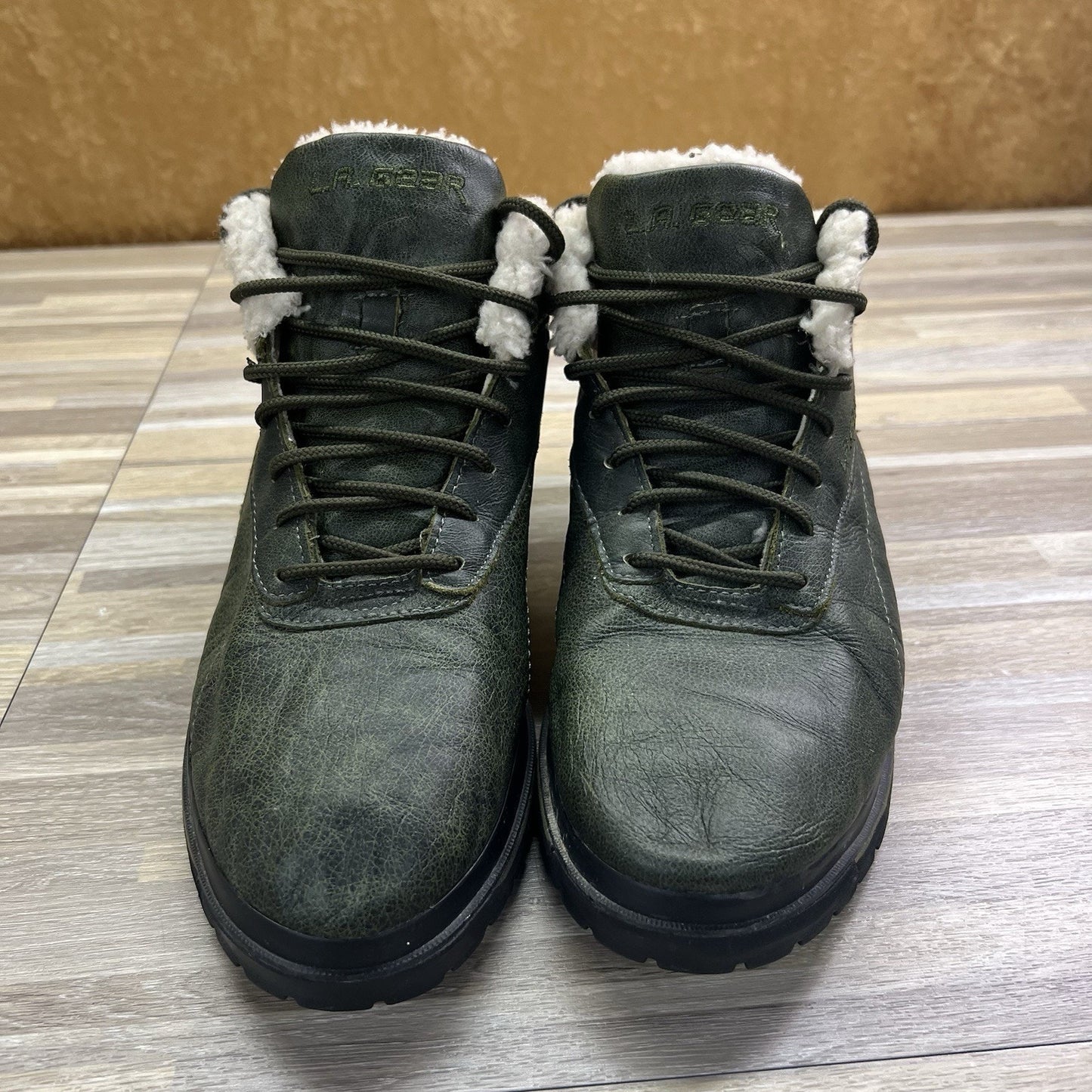 VTG 1991 LA Gear 43440LV Green Shoes Size 10 Boots Fur Lined - 12S575
