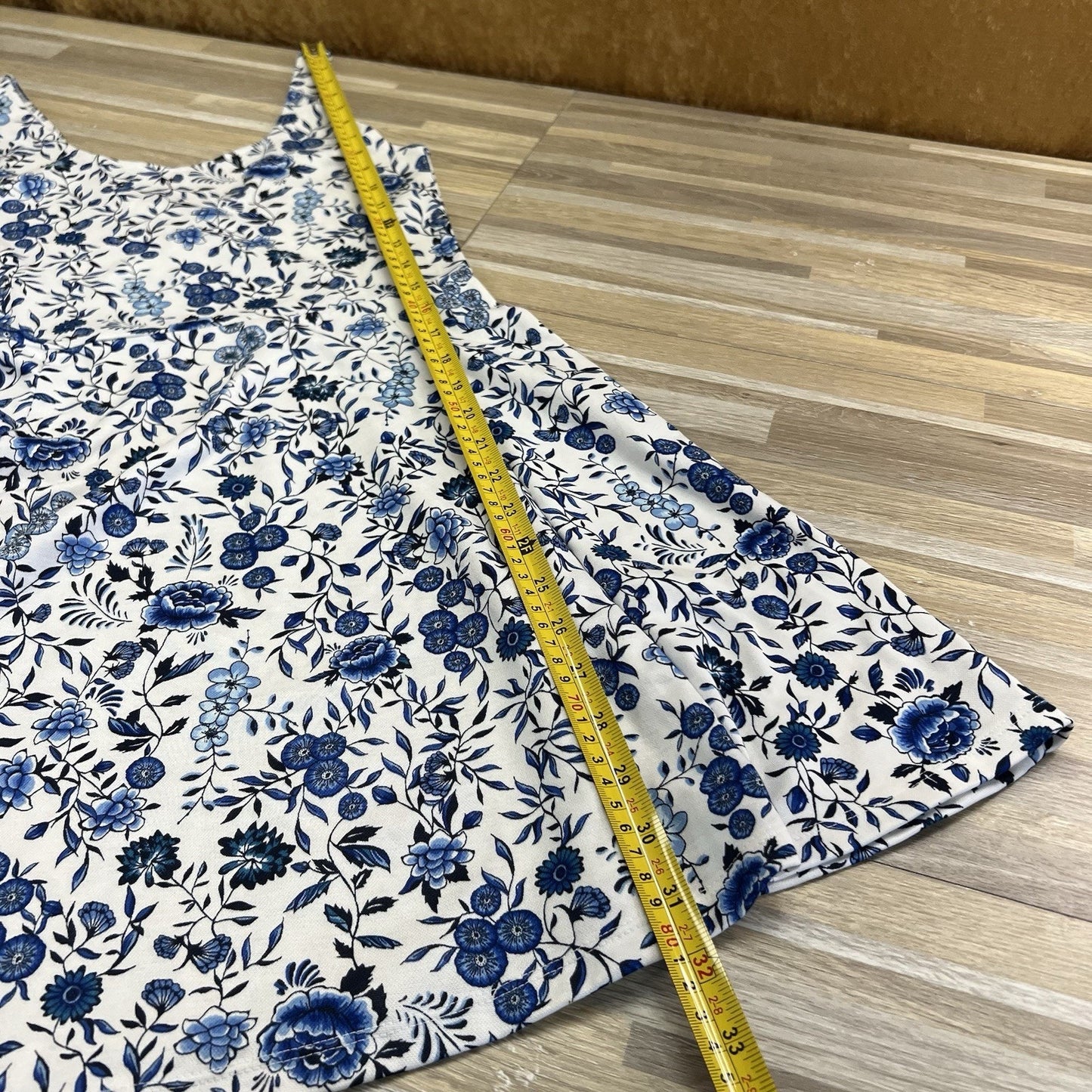 H&M Divided Blue White Floral Sundress Size 4 - JN304