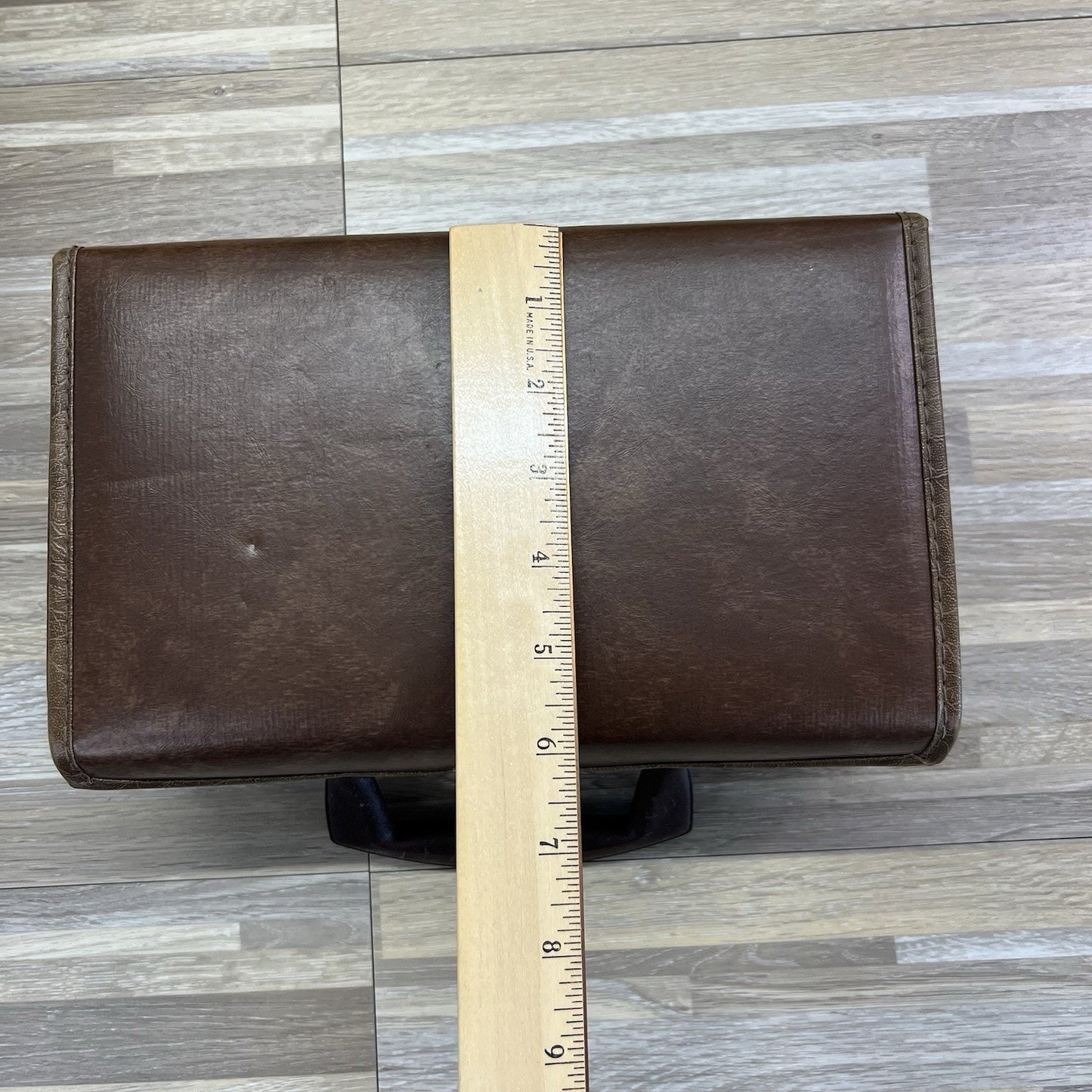 Vintage 12 Tape Cassette Tape Carrying Case - JL479