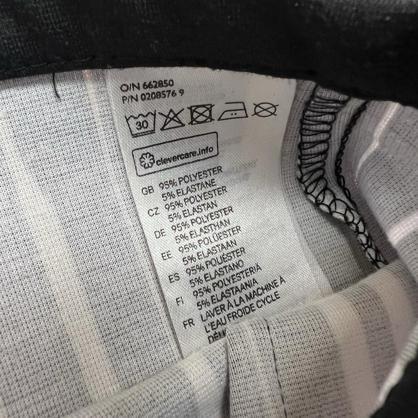 H&M Women's Mini Skirt Black White Size 4 - JN308