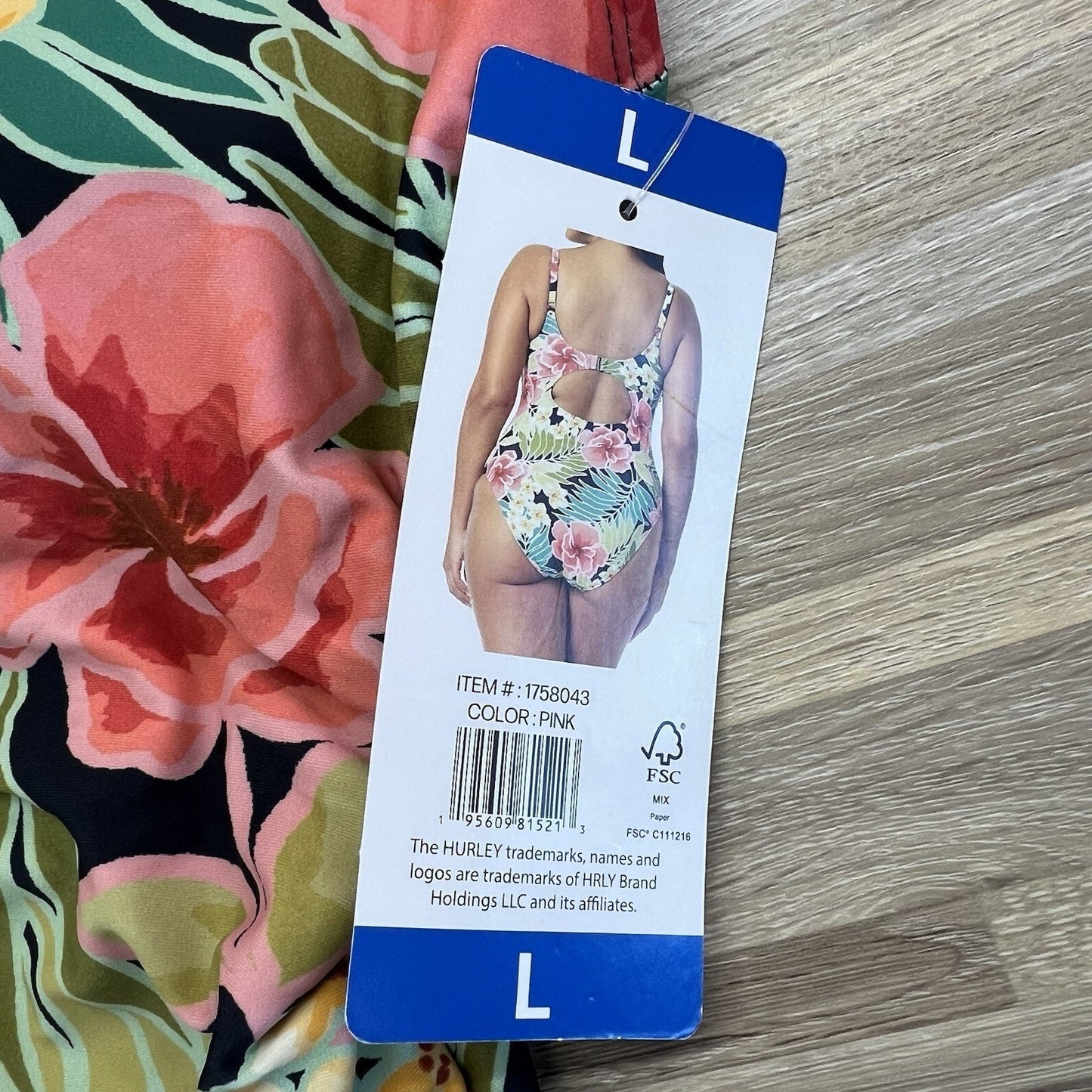 NWT Hurley Women’s Hawaiian One Piece Swimsuit Size L - JN325