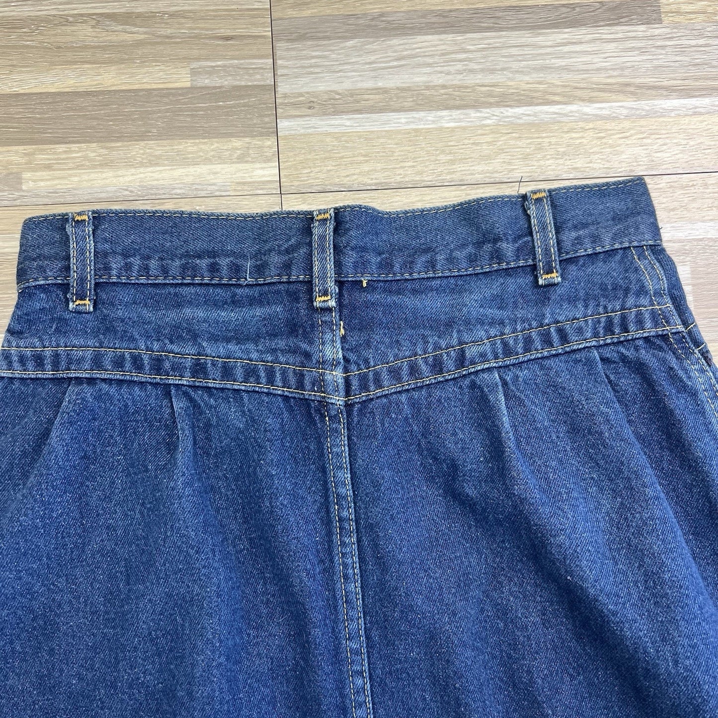 VTG Lee’s Long Denim Skirt Vintage Women’s High Waisted Size 26 - JL368