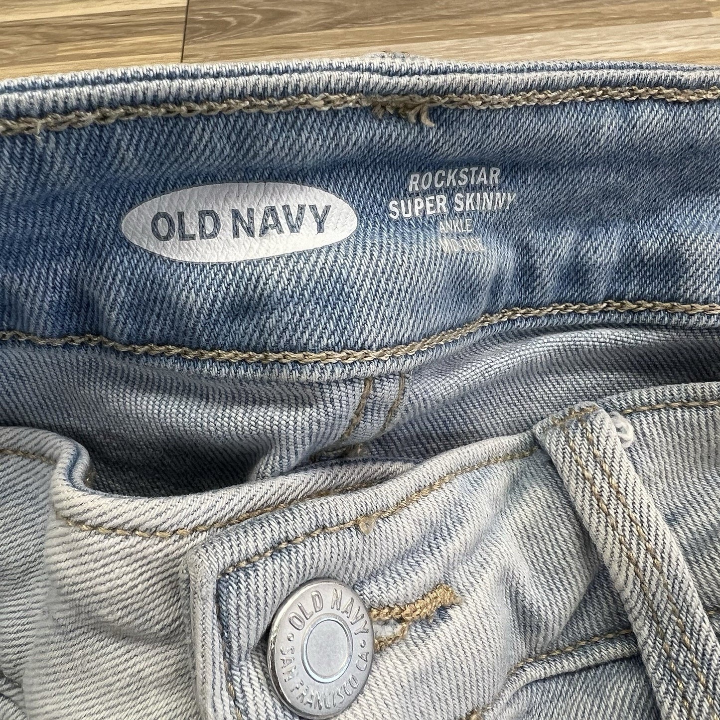 Old Navy Rockstar Super Skinny Ankle Mid Rise Women’s Jeans Size 8 - JN306