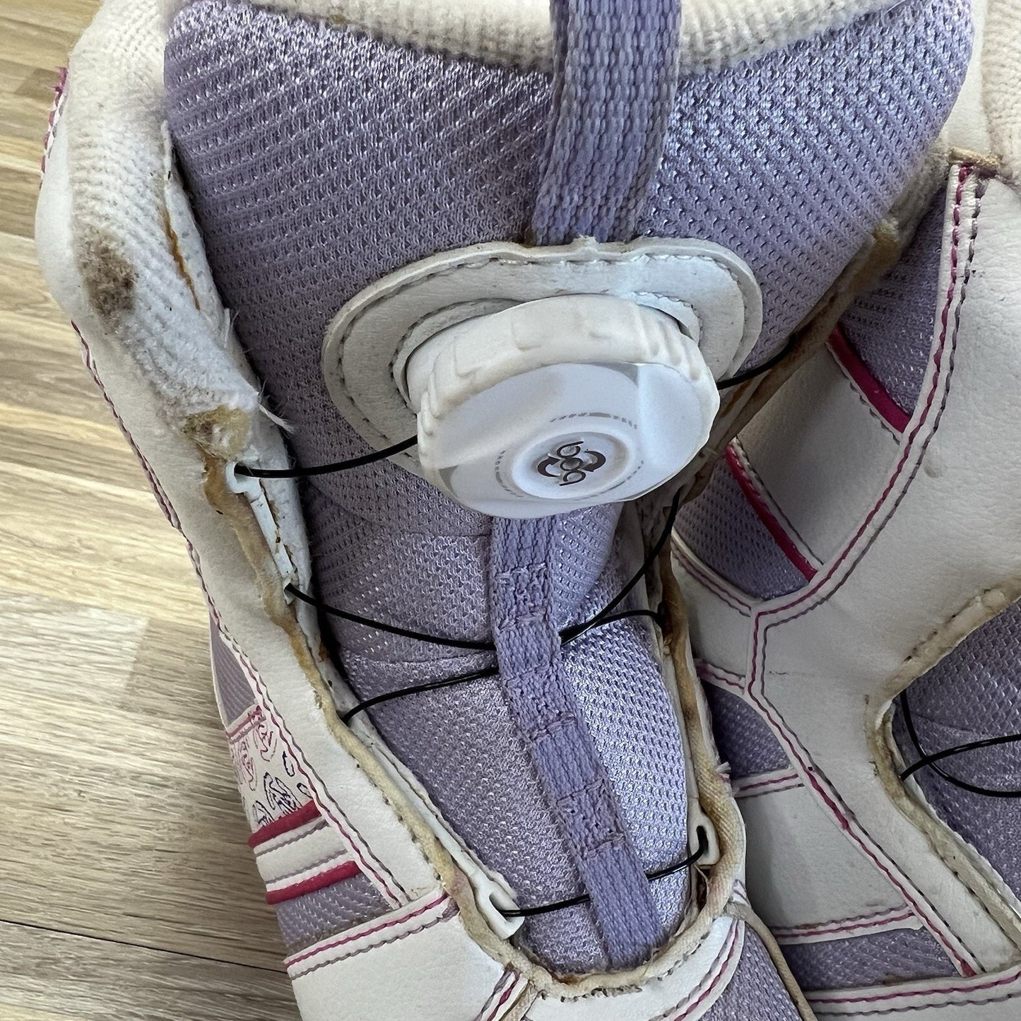 K2 Girls Snowboarding Boots Lil Kat White Purple *Fair Condition” Sz 11 - JN357