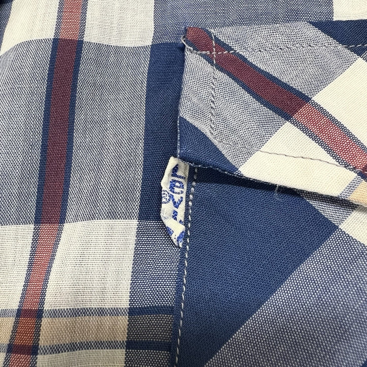 Vintage Levi’s Plaid Button Down Short Sleeve Shirt Size XL - M199
