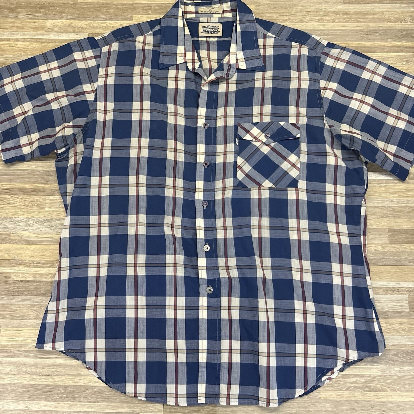 Vintage Levi’s Plaid Button Down Short Sleeve Shirt Size XL - M199