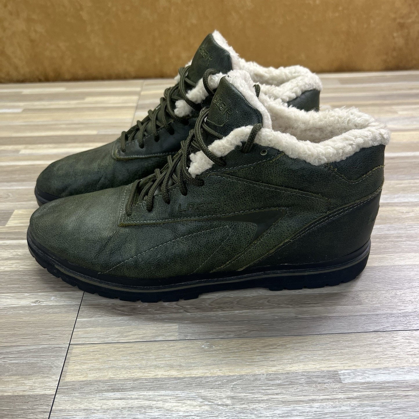 VTG 1991 LA Gear 43440LV Green Shoes Size 10 Boots Fur Lined - 12S575