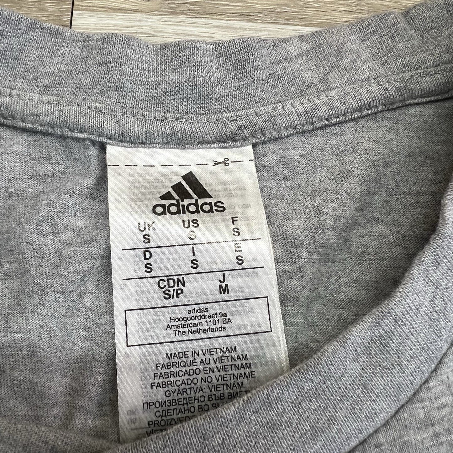 Adidas T-Shirt Mens Size Small - JN319