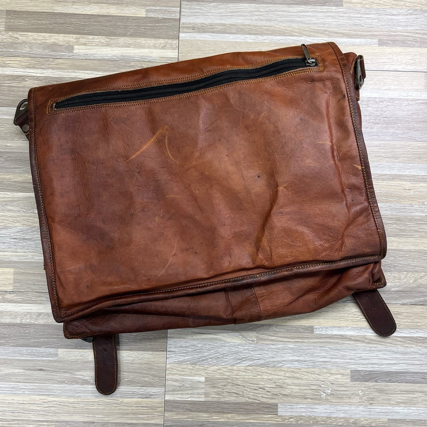 Komal's Passion Leather Messenger Bag Buckle Closure Vintage Brown - JL403