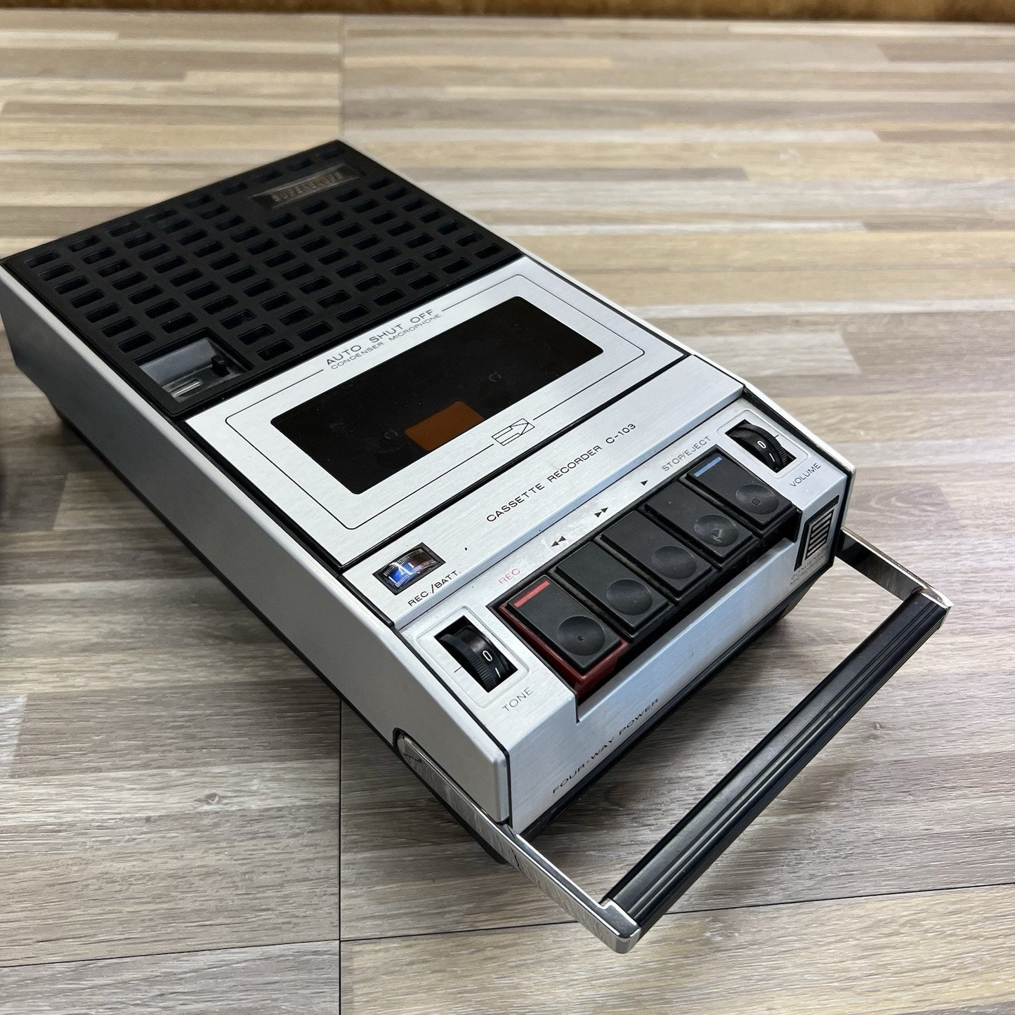 Superscope Vintage Cassette Player and Recorder C-103 with Case - JN263