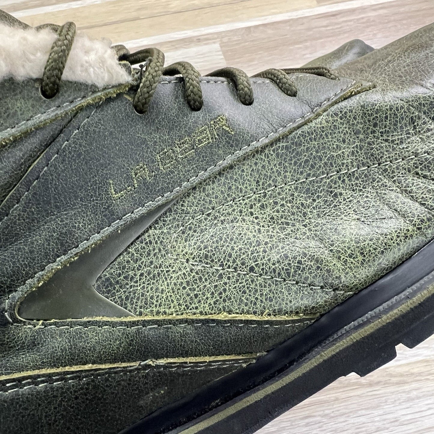 VTG 1991 LA Gear 43440LV Green Shoes Size 10 Boots Fur Lined - 12S575