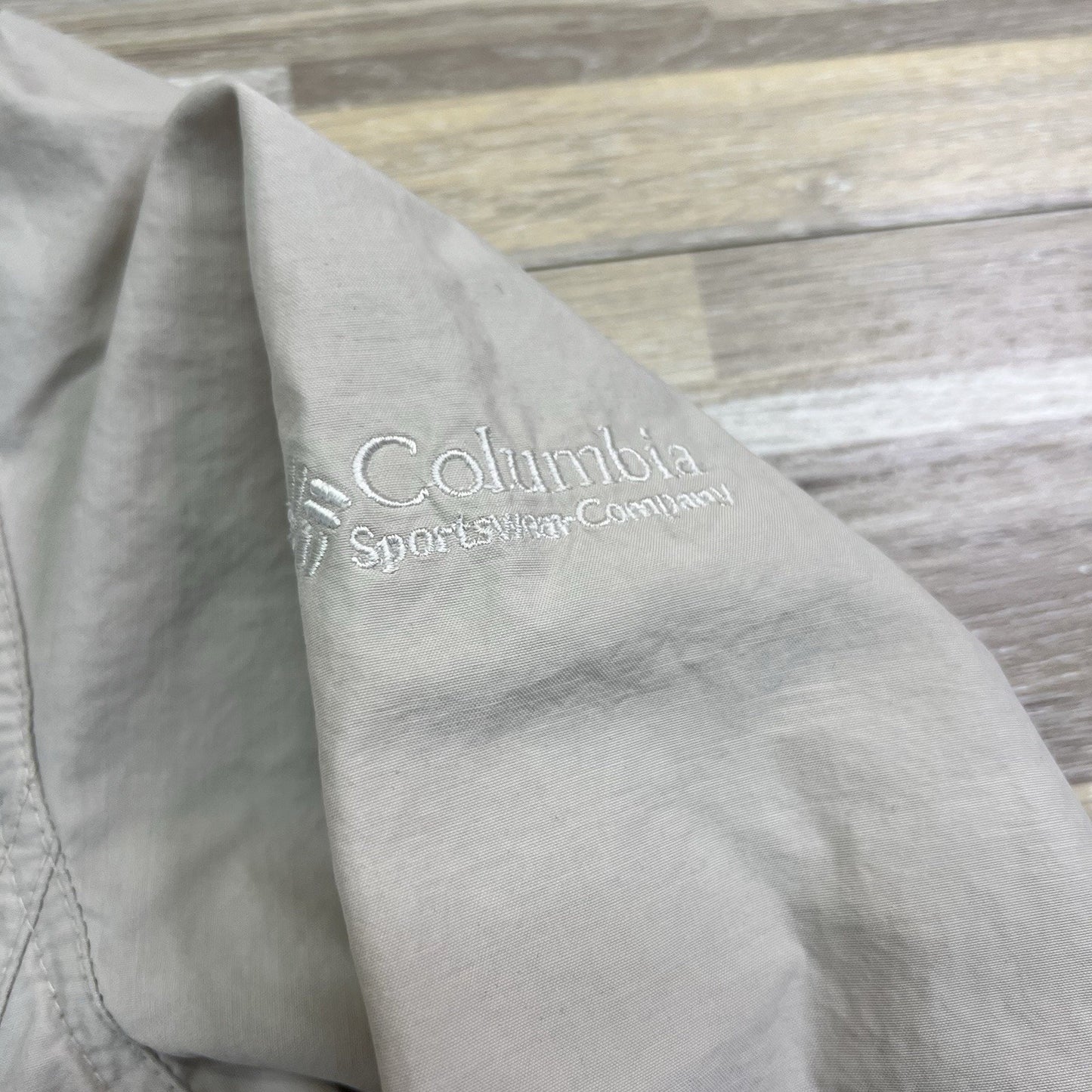 VTG Columbia Sportswear Women’s Beige Windbreaker Size M - JN288