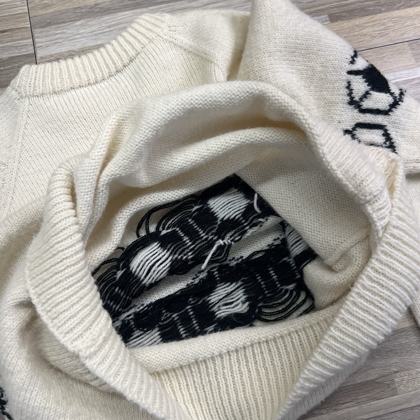 VTG Handmade Kids Soccer Ball Sweater 5T-6T Made In USA - 4S573