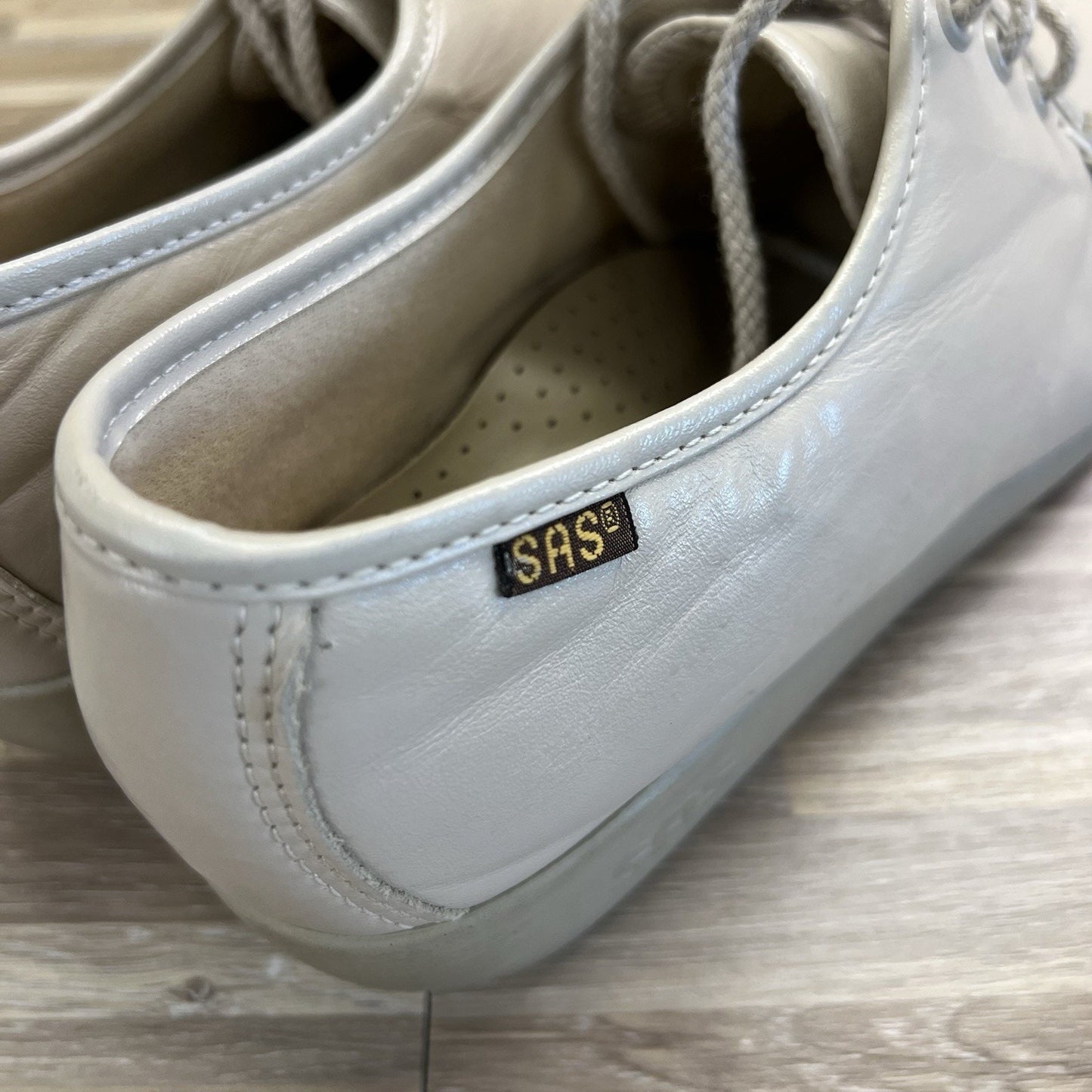 SAS Siesta Women's Comfort Oxford Loafer Moc Toe USA Beige - JL377