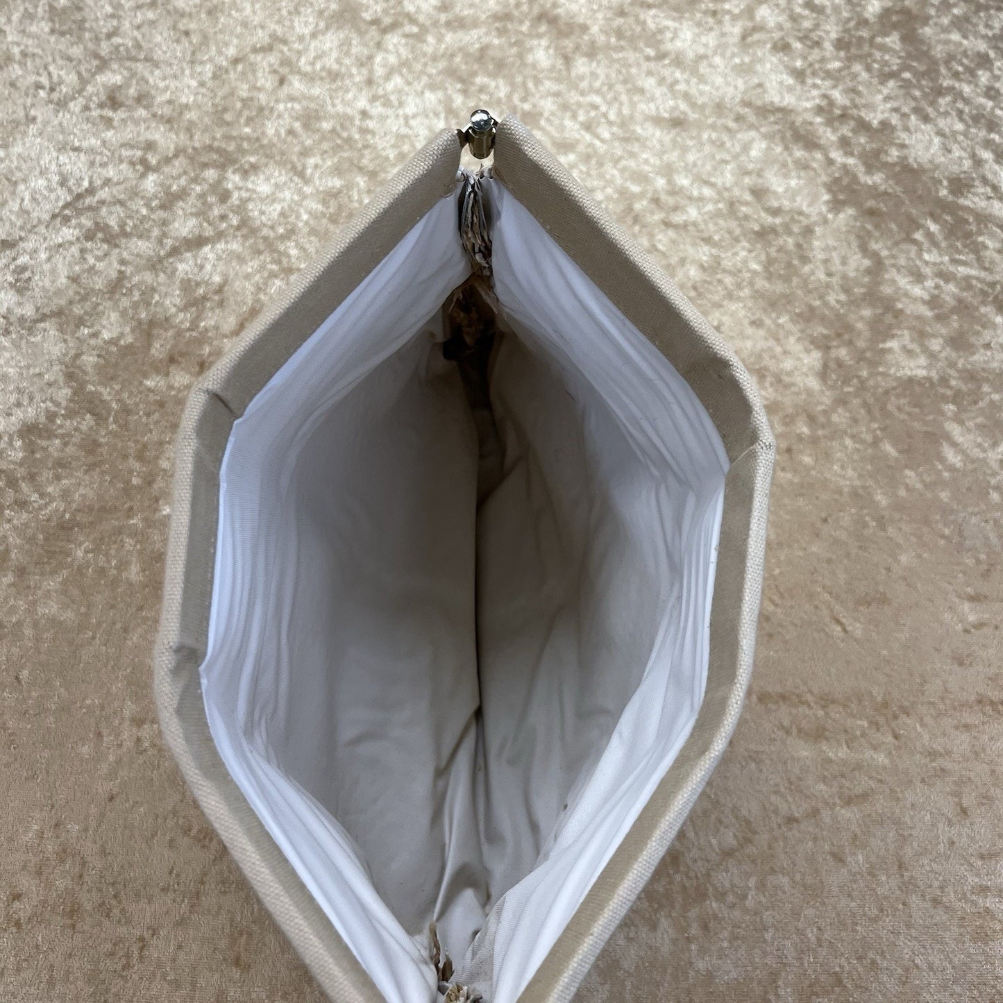 Vintage Toni Woven Clutch Hand Bag