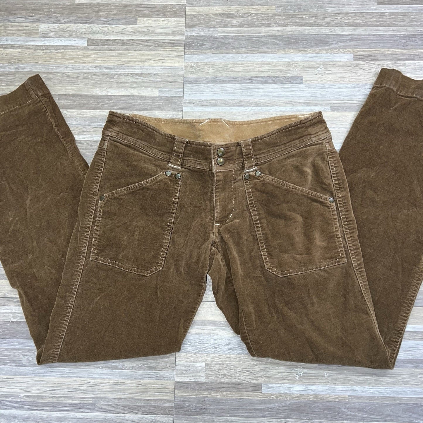 VTG Kuhl Pants Velvet Brown Women’s Size 6 - JN292