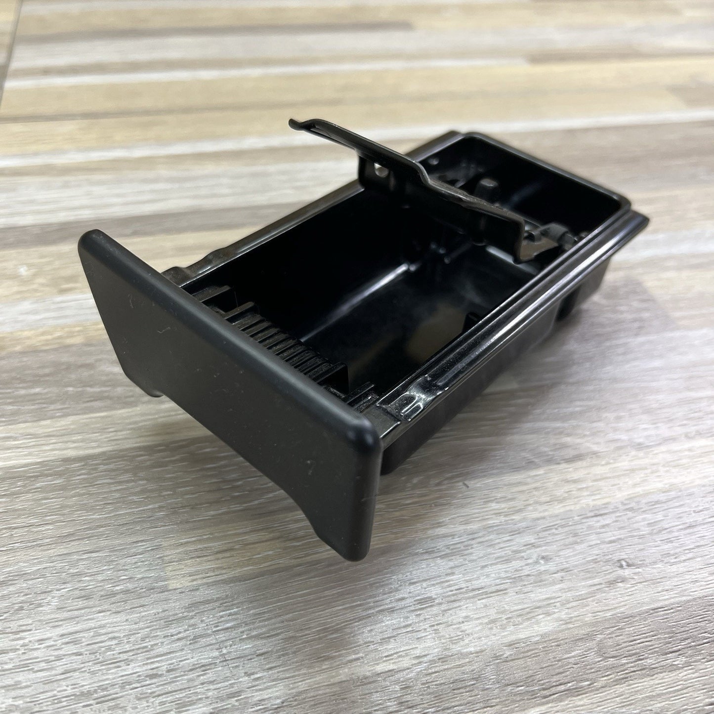 00-06 Subaru Legacy Outback Baja dash console ashtray insert 66160-AE000 - JL497