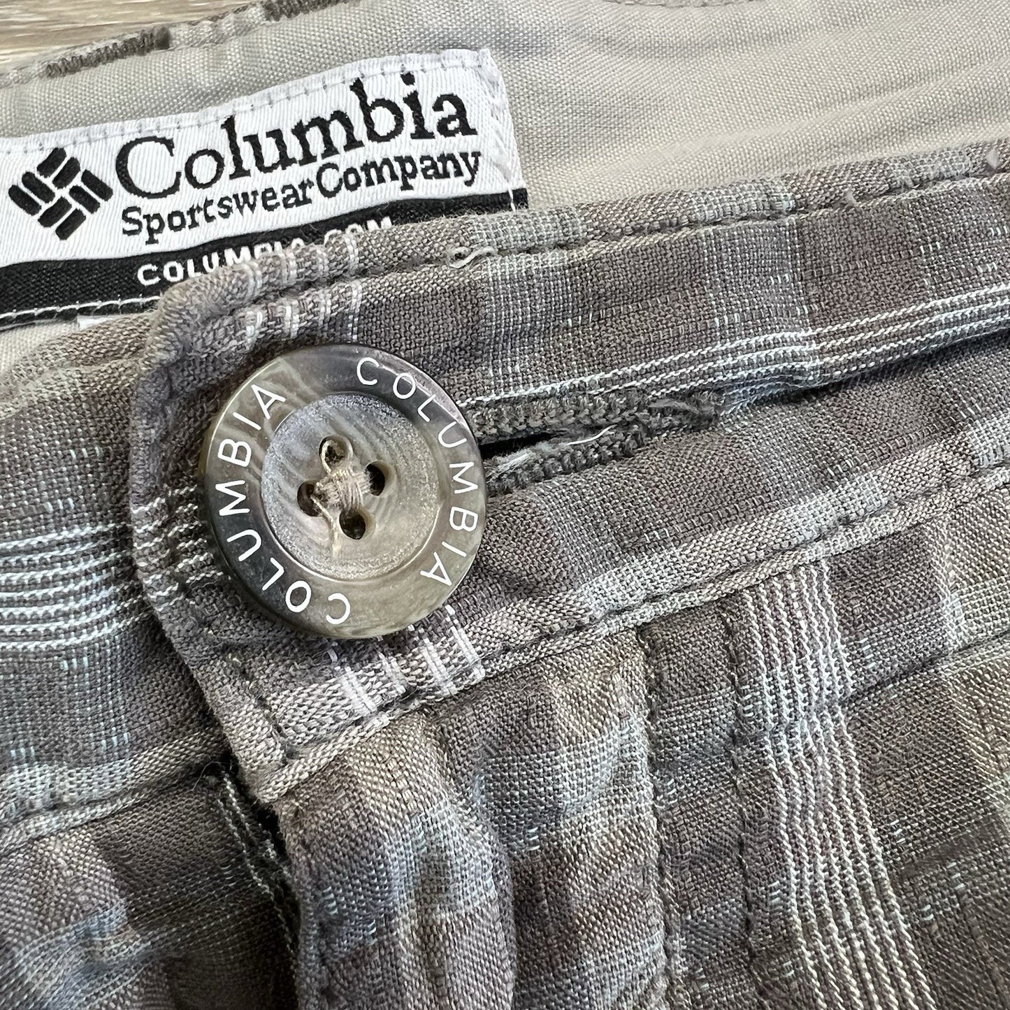 VTG Columbia Men’s Shorts Brown Plaid Chino Size 34 - JN321