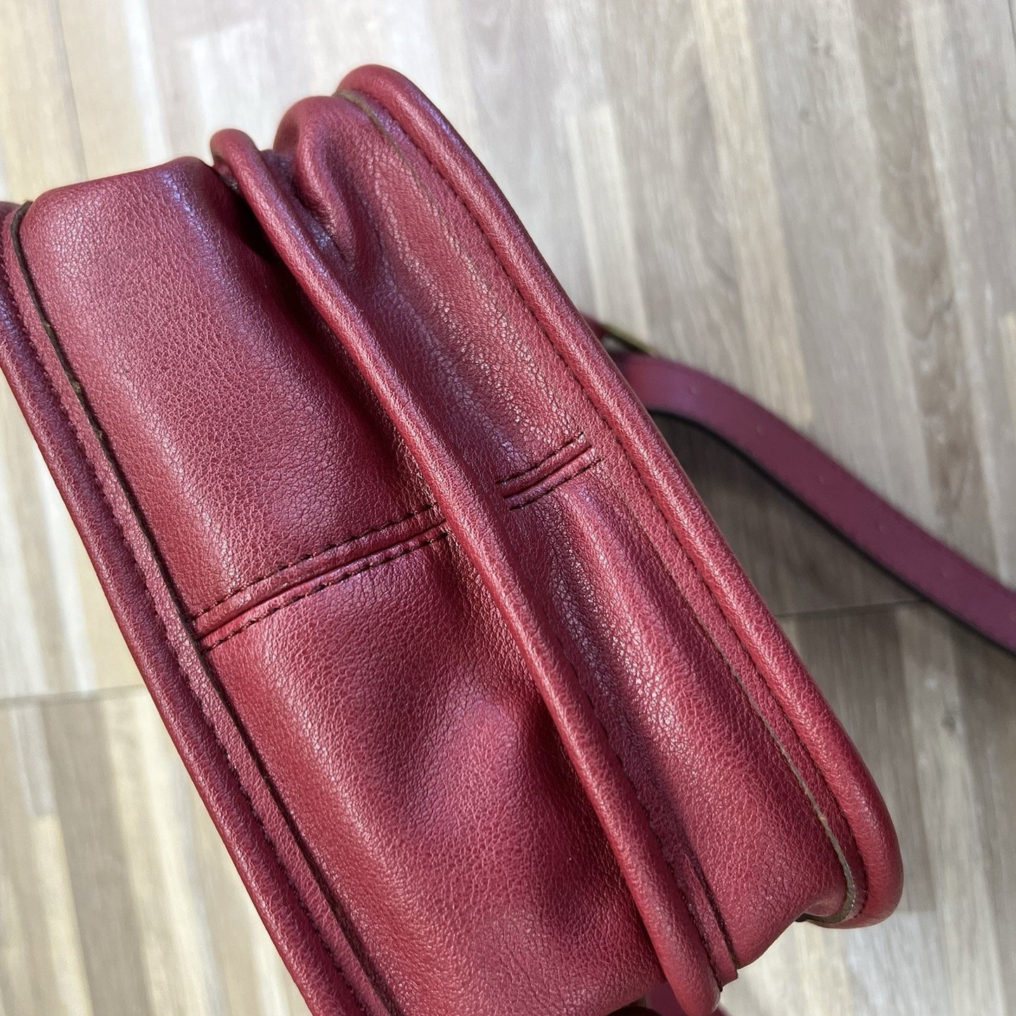 Frye and Co Handbag Crossbody Purse Maroon Vegan Leather - JL374