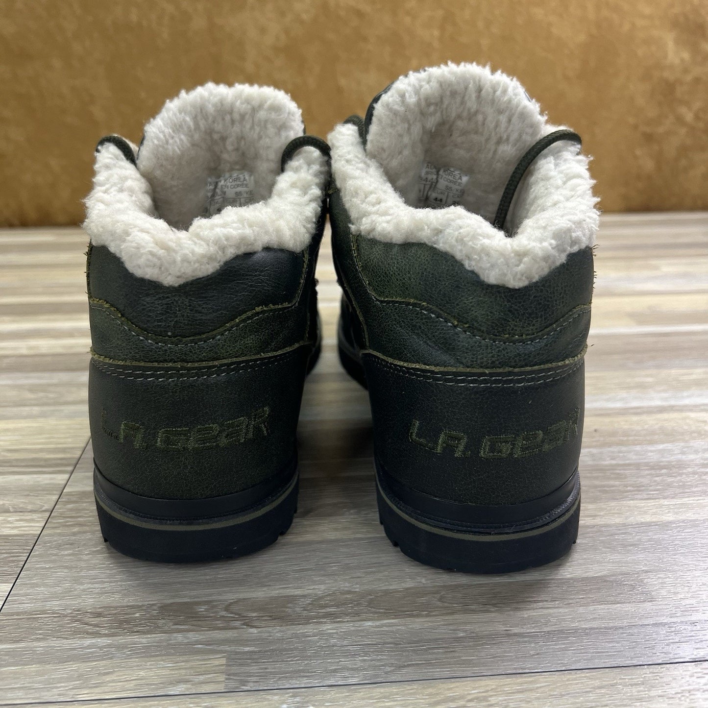 VTG 1991 LA Gear 43440LV Green Shoes Size 10 Boots Fur Lined - 12S575