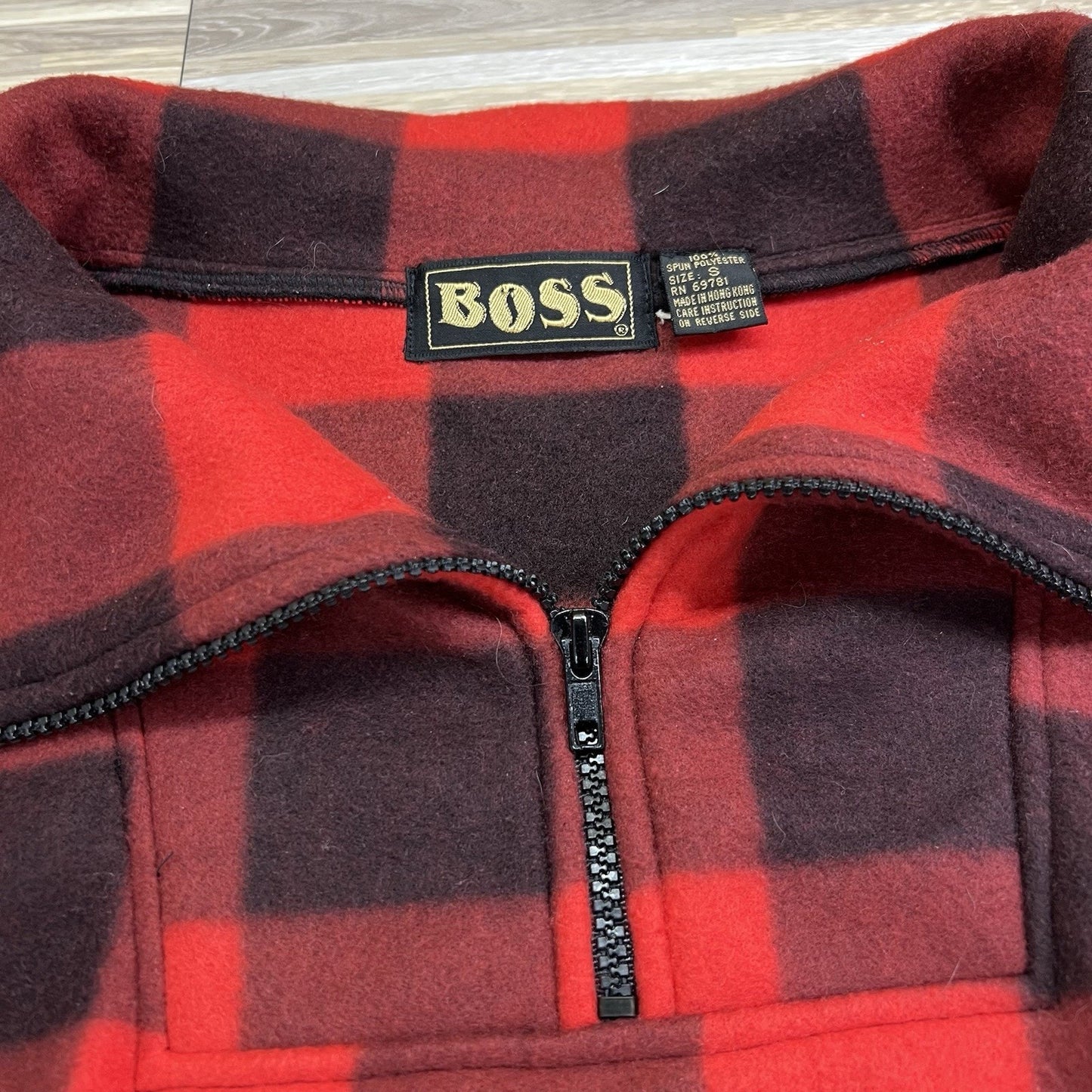 VTG Boss Buffalo Plaid Pullover Fleece Red Black Size Small - JL496