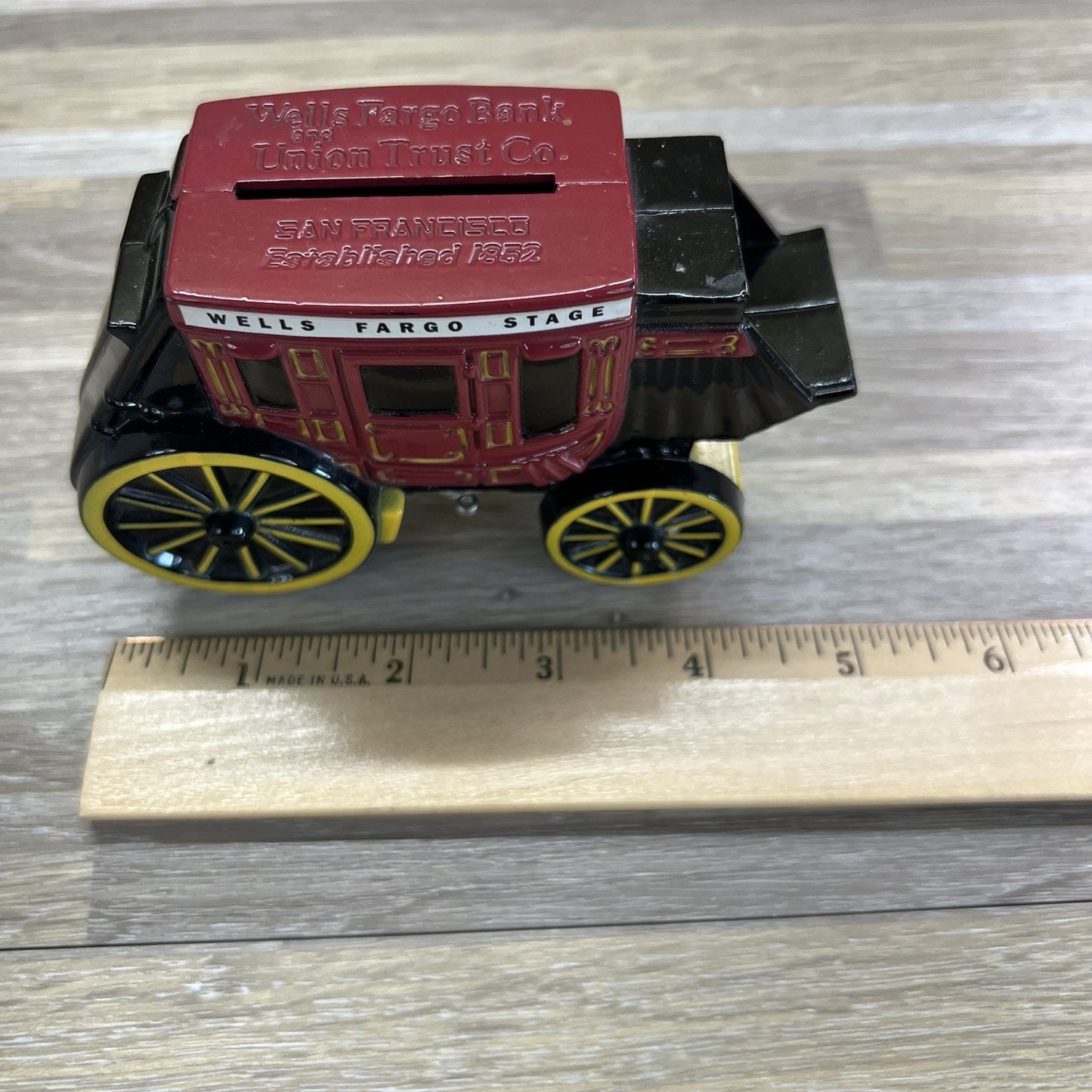 VTG Wells Fargo Stage Coach Bank With Key 1998 Vintage Collectible - AG548