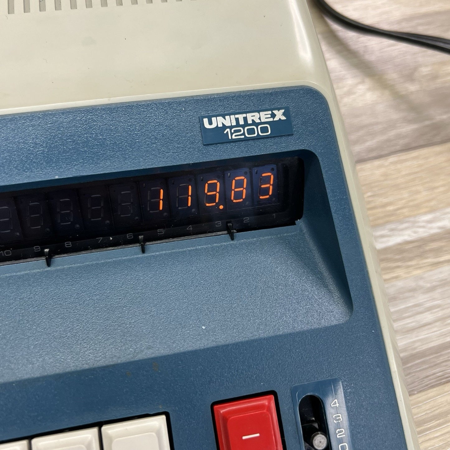 VTG Unitrex 1200 AC Powered Calculator W/Cover Tested WORKS GREAT - 10D717