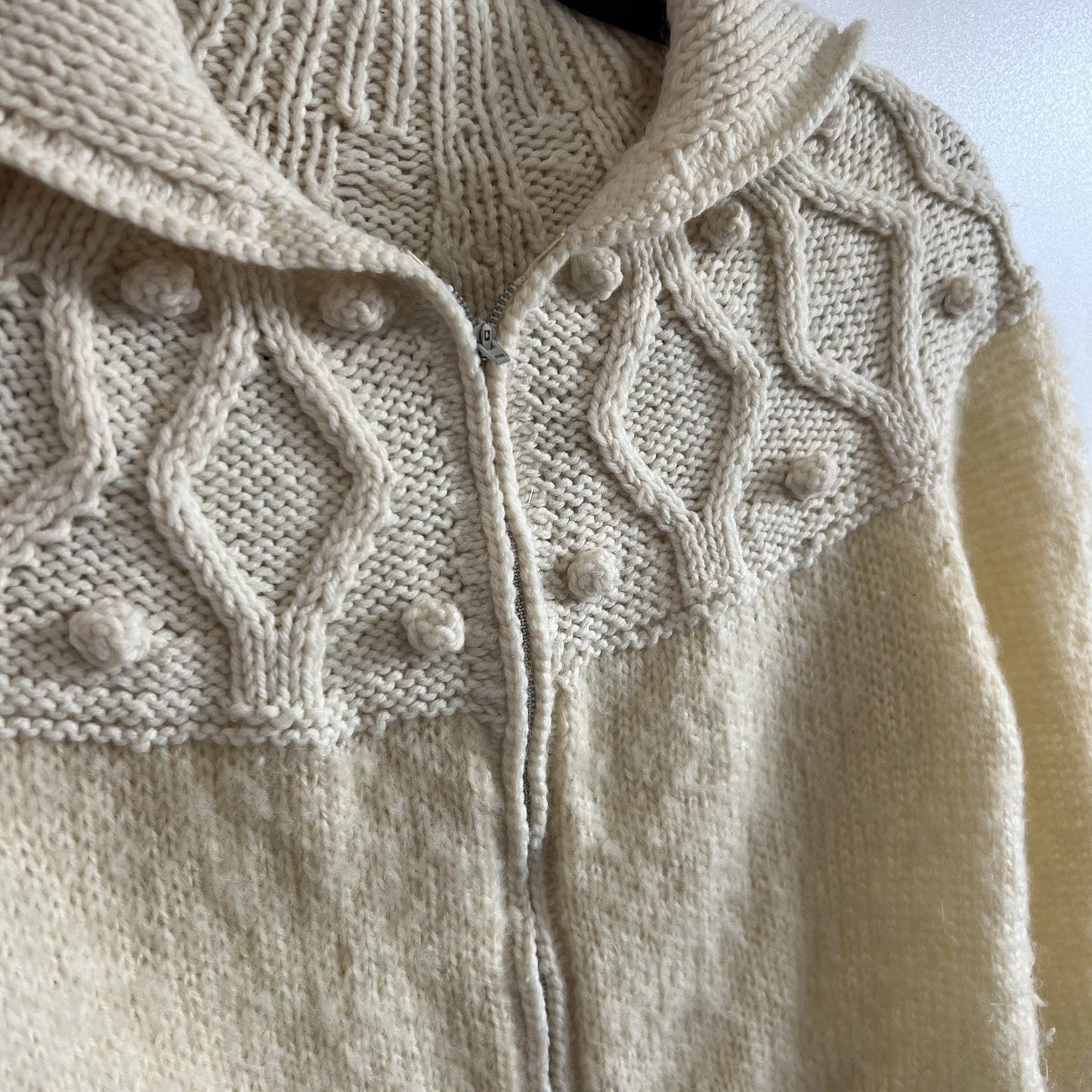 VTG Handmade Zip Up Sweater Women's Large Collar Size S/M Creamy Yellow - 1O648