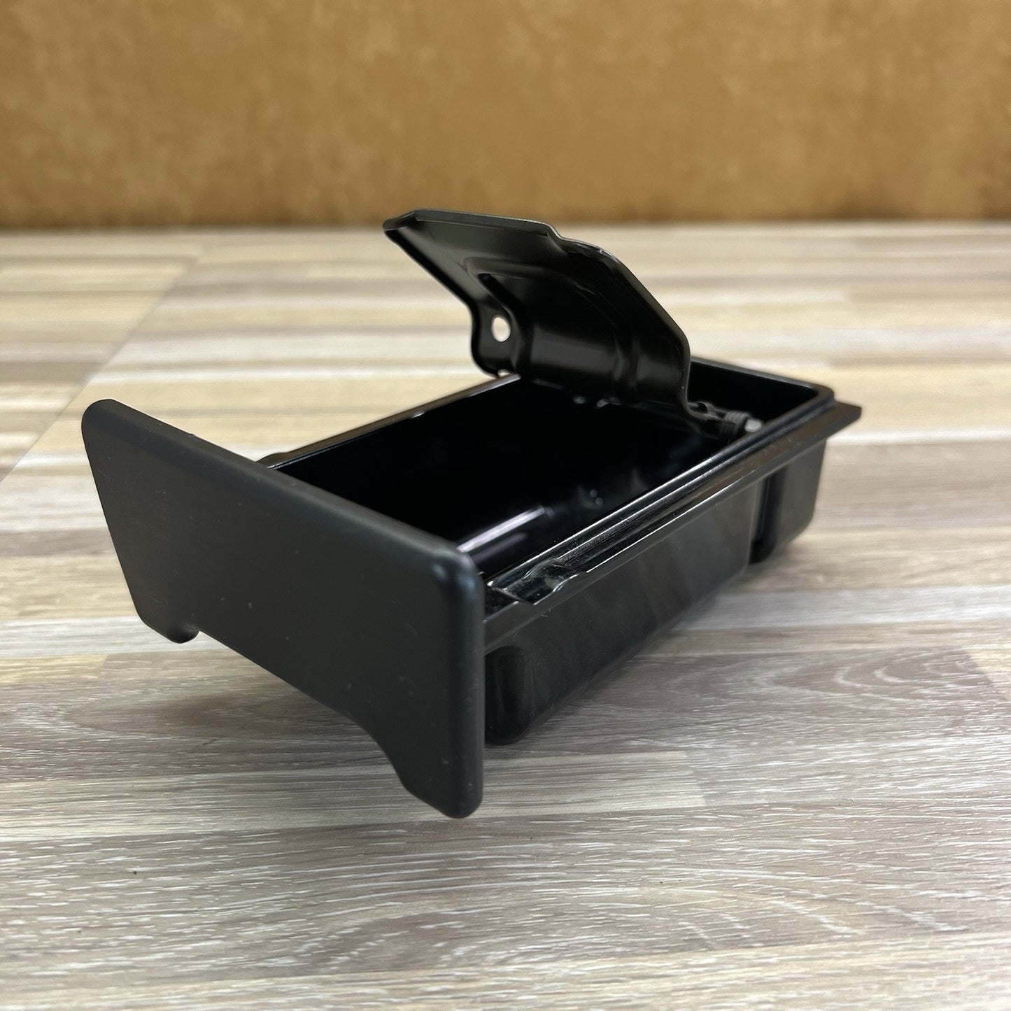 2000 2001 2002 2003 2004 Subaru Outback Ash Tray OEM 2913-205 - AG567