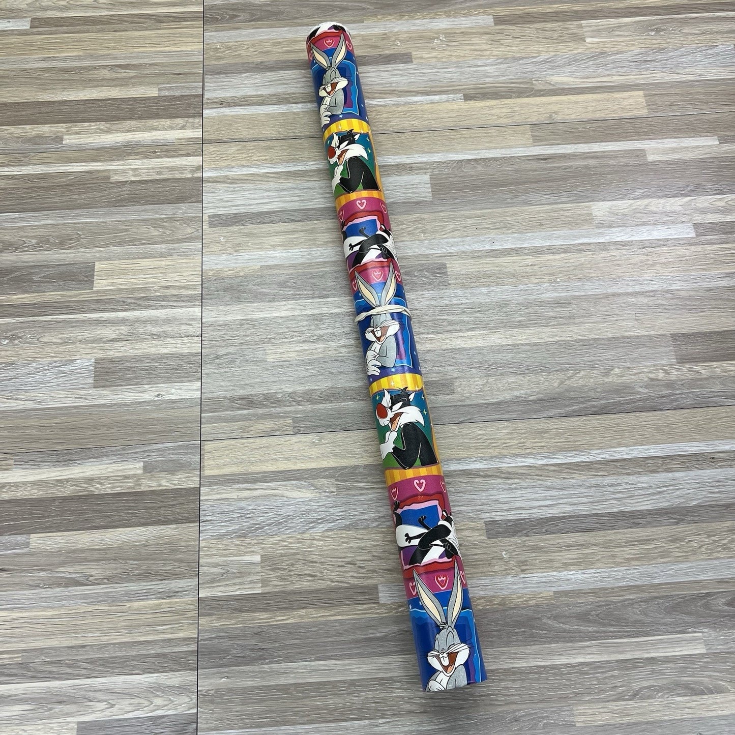 Vtg LOONEY TUNES Wrapping Paper Warner Bros Bugs Bunny Tweety Taz 1997 - D694