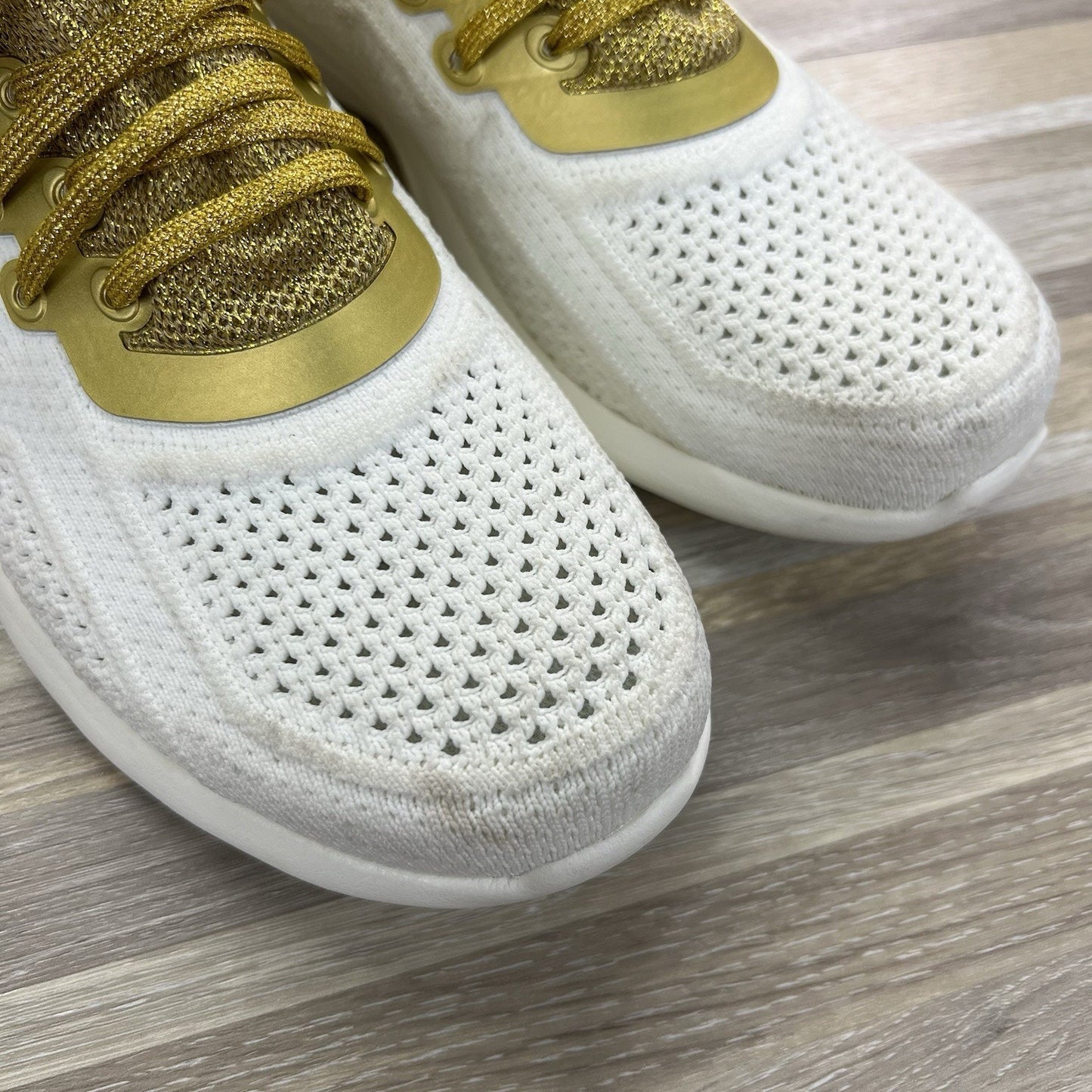 APL Athletic Propulsion Labs Techloom Tracer Sneaker Women’s 8.5 Gold - 13D736