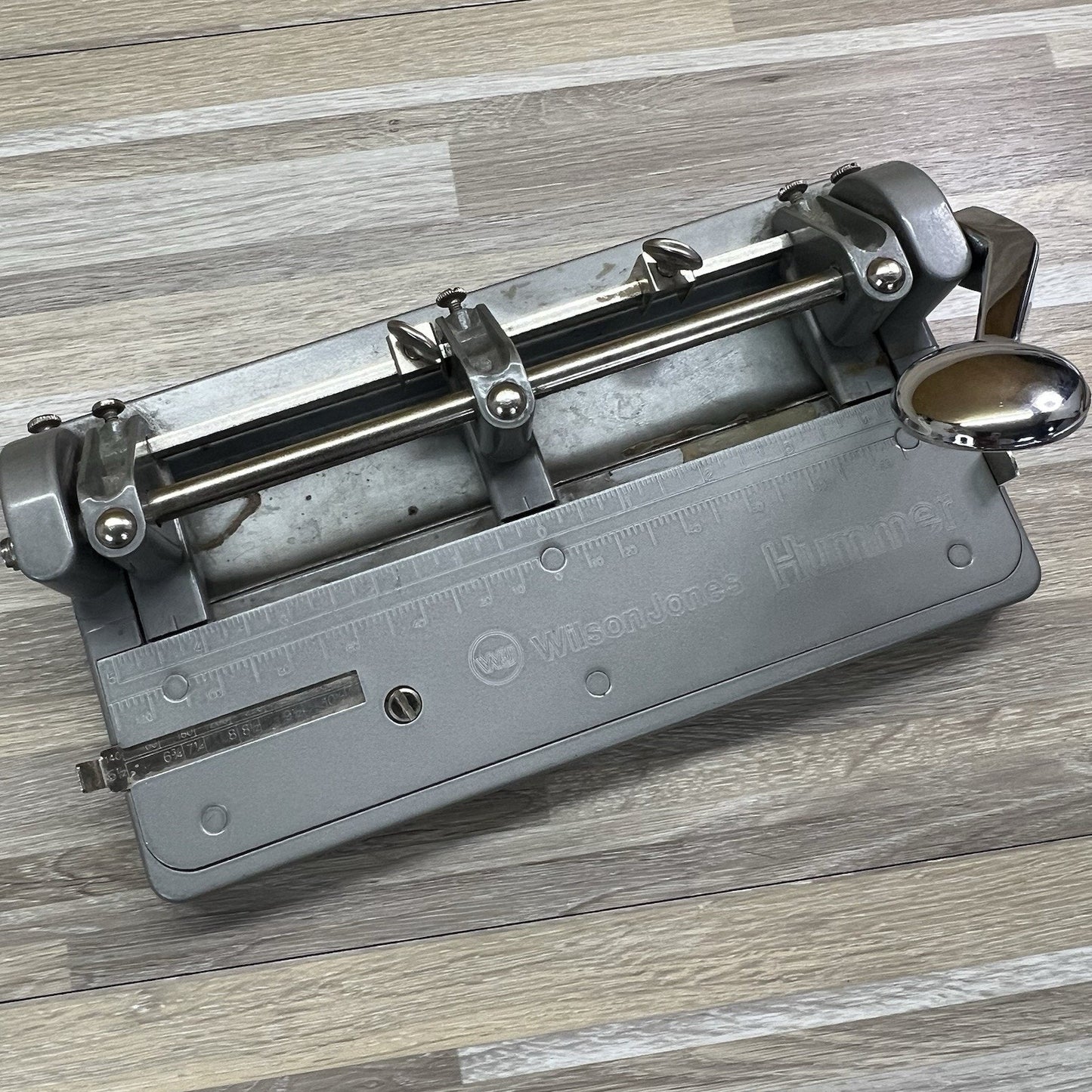 VTG Wilson Jones Hummer Heavy Duty Metal Adjustable 3 Hole Punch - TESTED -1D708