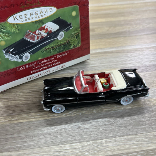 BUICK 1953 ROADMASTER SKYLARK ORNAMENT HALLMARK 2001 #11 Vintage - M154