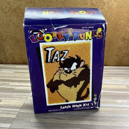 VTG Rare 1994 Caron LOONEY TUNES Taz Latch Hook Kit Huge 30" x 20" 90s - 5D725