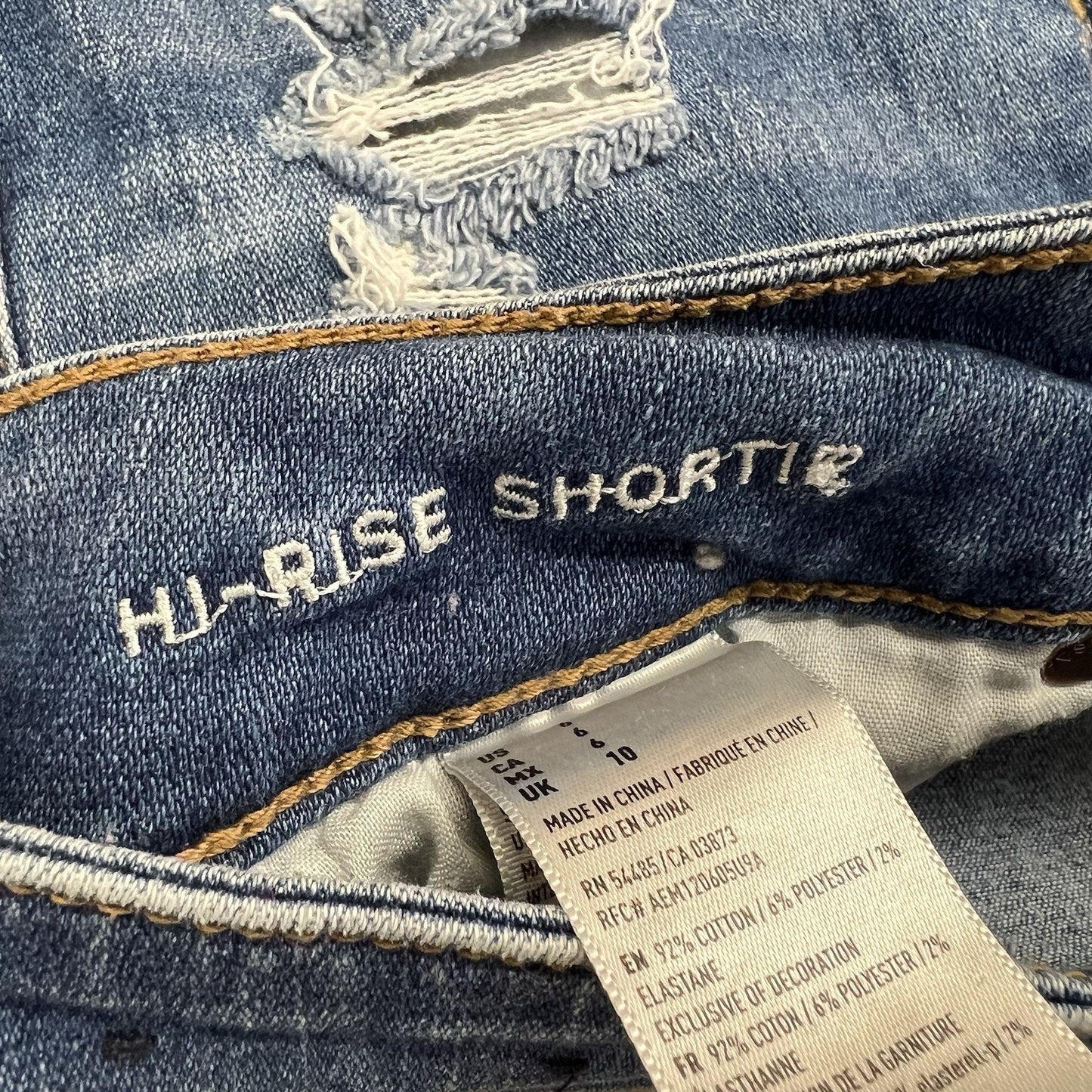 American Eagle Hi-Rise Shortie Denim Shorts Destroyed Size 6 28- JN278
