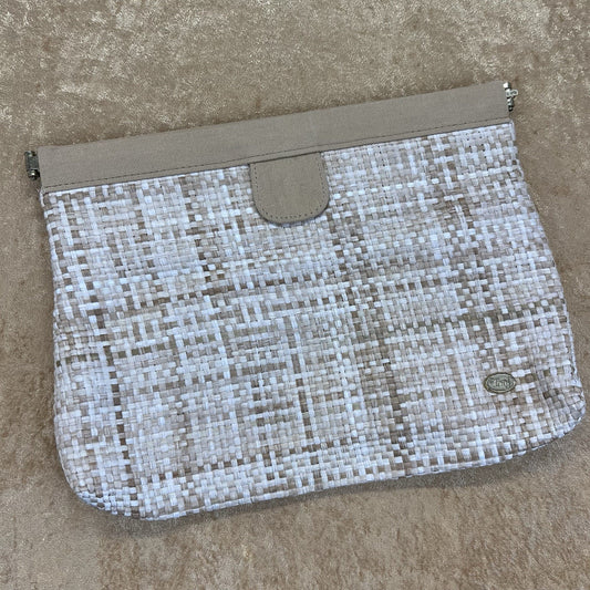 Vintage Toni Woven Clutch Hand Bag