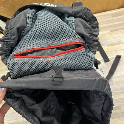 Teton Sports Summit 2800 Lightweight Hiking Daypack Padded - JN285