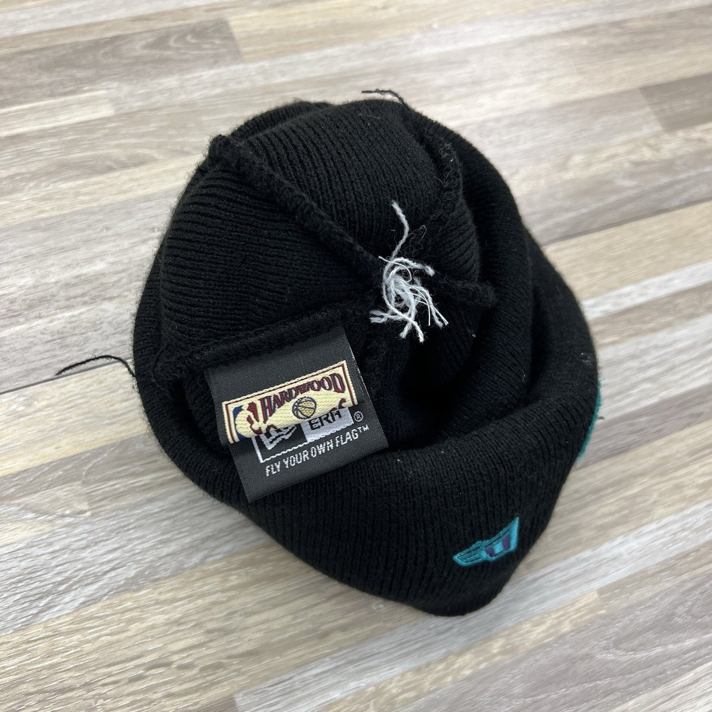 New Era Cavs Cavaliers Beanie Stocking Hat Hardwood Classics Pom Pom - 2D695