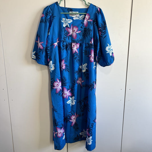 VTG Hilo Hattie’s Hawaii Floral Blue Muumuu Single Pocket One Size Long- JL396