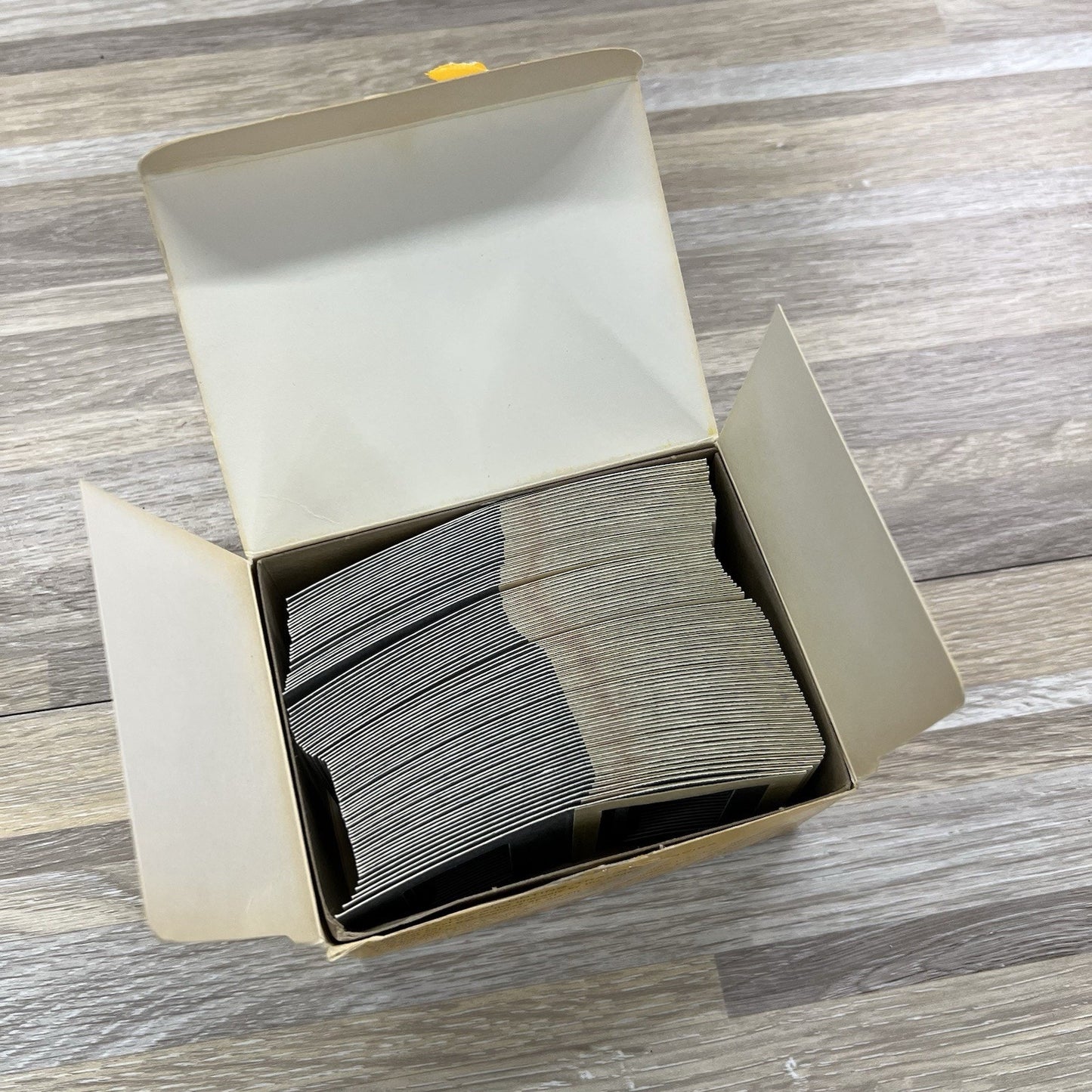 Vtg 80ct Kodak Ready-Mounts 135 Film 2x2" 24x36mm Transparencies B205W - 1D711