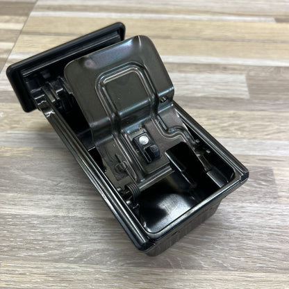 2000 2001 2002 2003 2004 Subaru Outback Ash Tray OEM 2913-205 - AG567