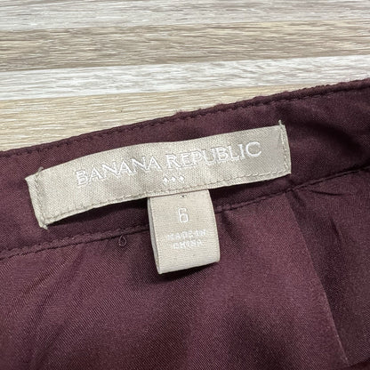 Banana Republic Pencil Skirt Maroon Lace Floral Size 6 - JN281