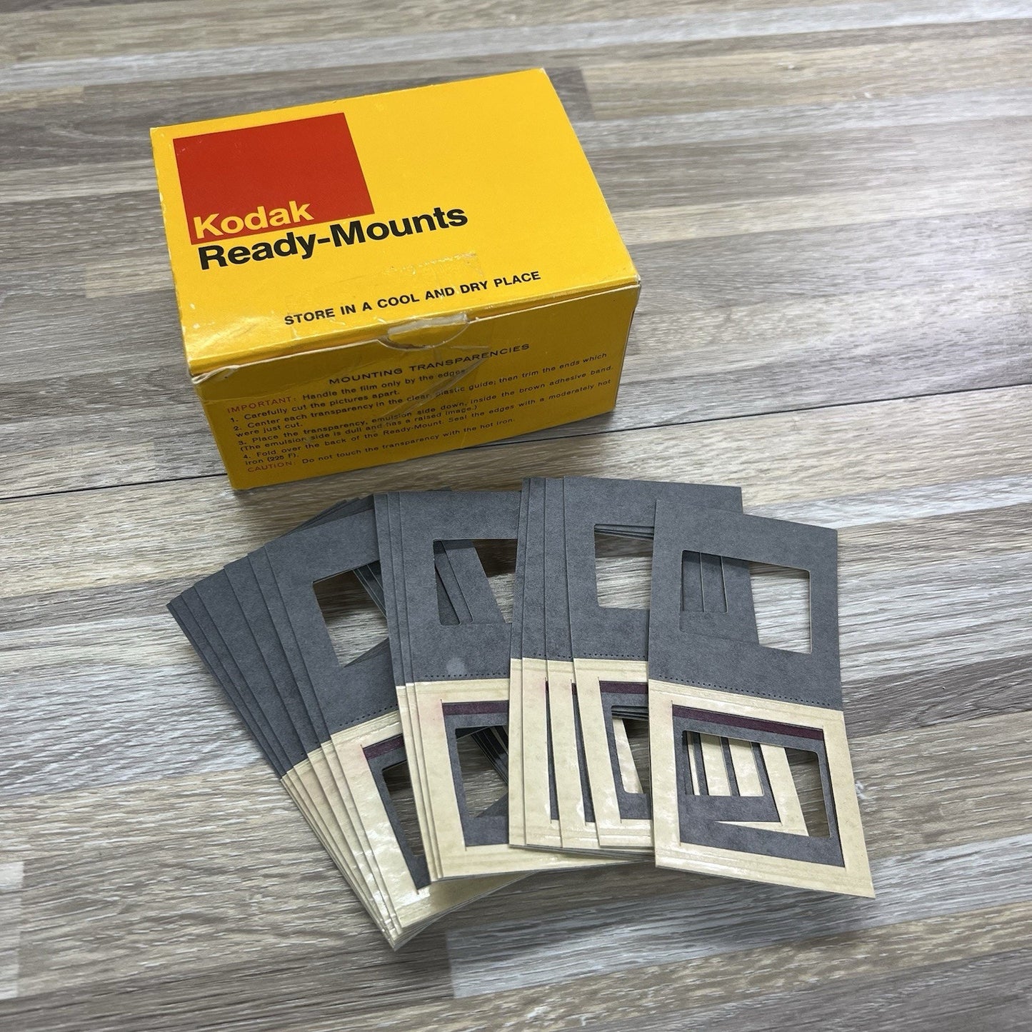 Vtg 80ct Kodak Ready-Mounts 135 Film 2x2" 24x36mm Transparencies B205W - 1D711