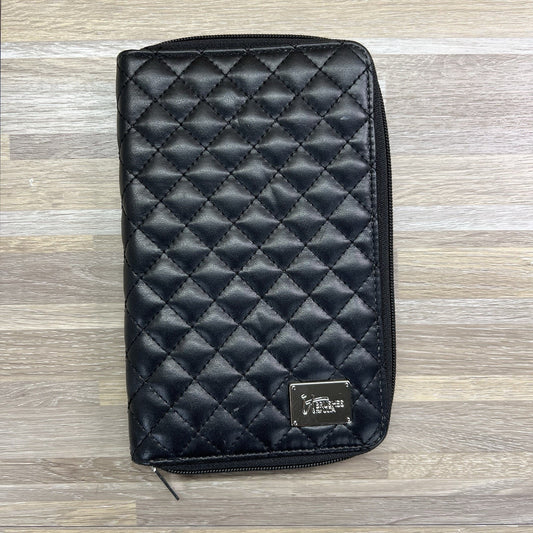 It Brushes for Ulta Case Quilted Black Make Up Brush Zip Up Case Travel - JL521