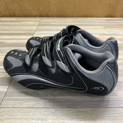 NWOT Specialized Spirita RD Women Cycling Shoes Size 7 Black Grey Clip On -8O645